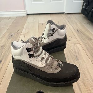 Men’s Timberlands brand new